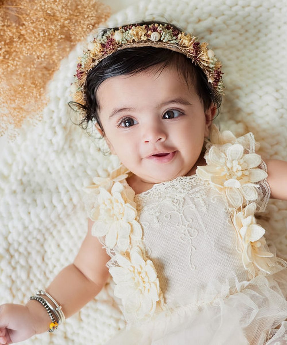 Little Moments - Baby Milestones by Veronica Touma