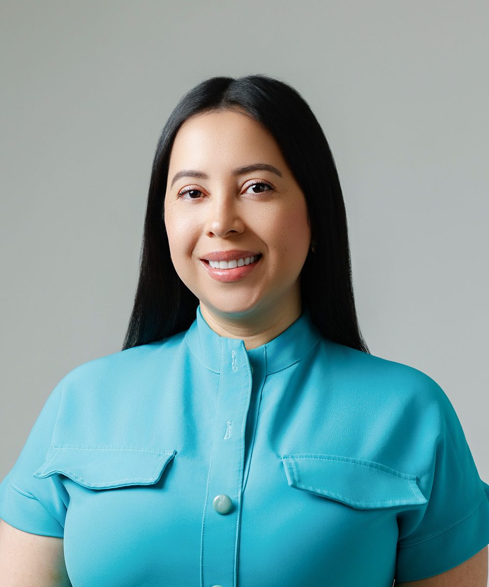 The Headshot Edit - Branding and Headshots by Veronica Touma