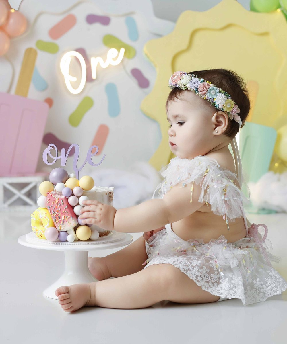 Boho Baby - Cake Smash by Veronica Touma