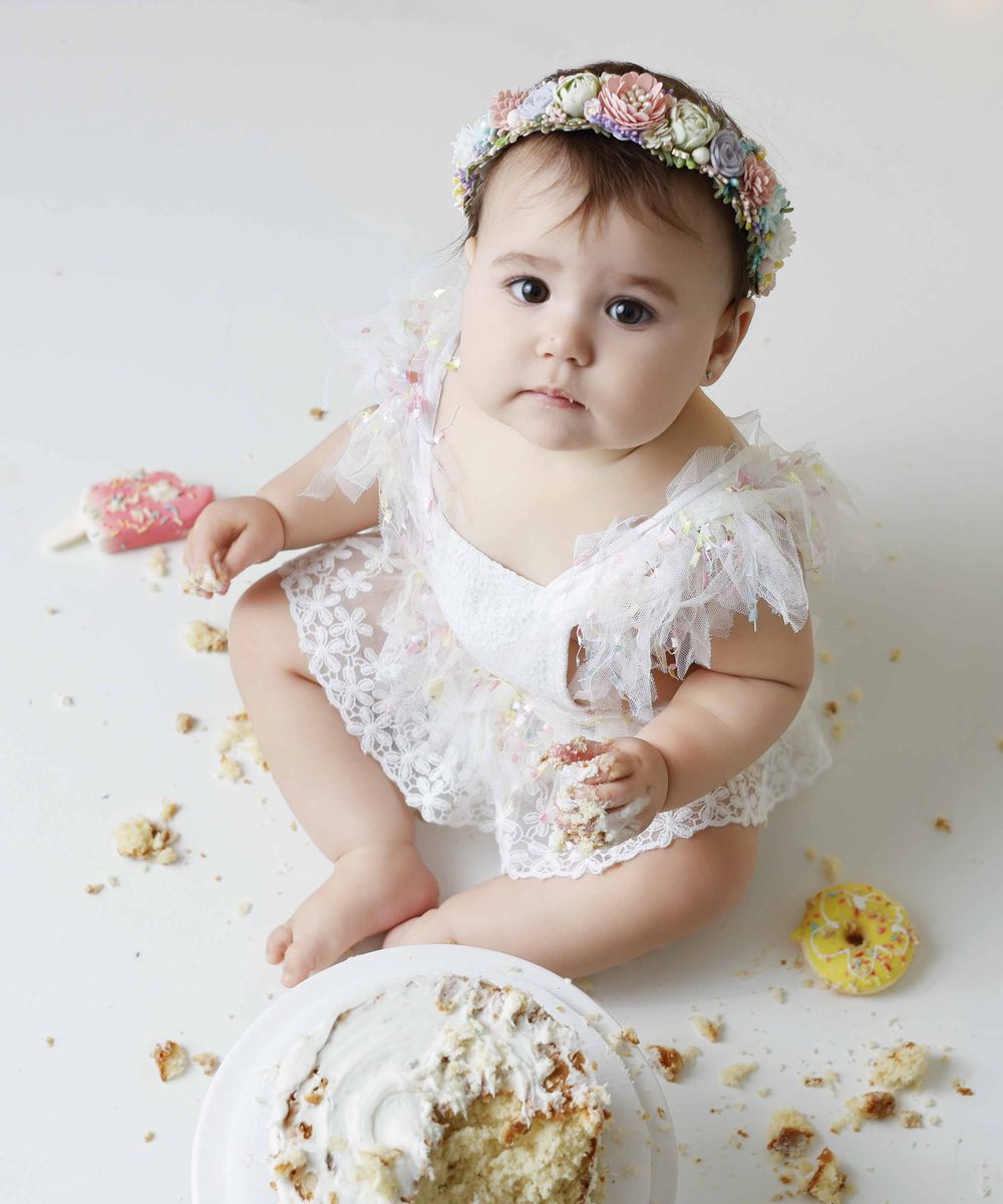 Little Artist - Cake Smash by Veronica Touma