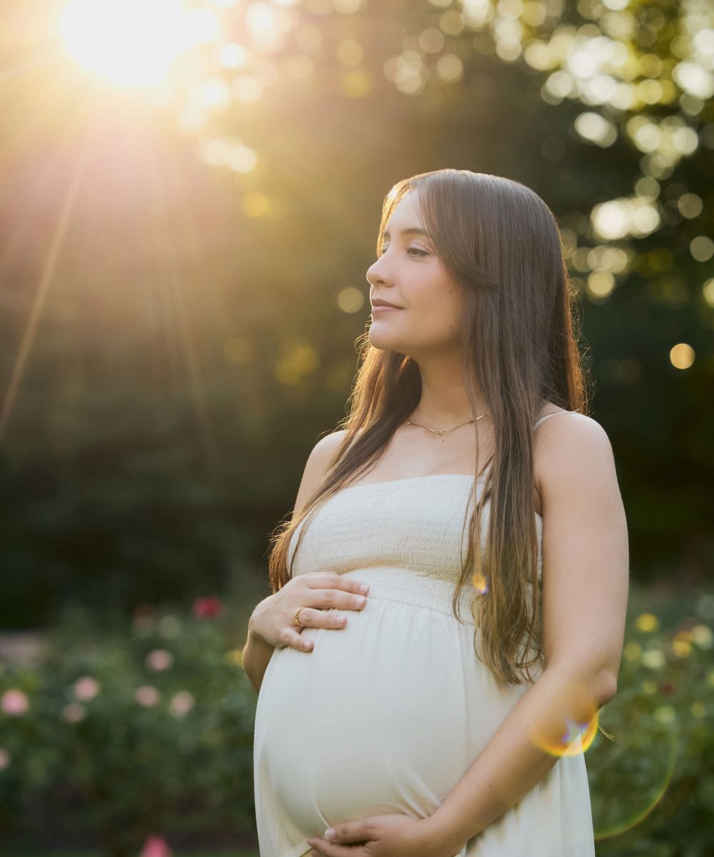 Mini Session - Outdoor Maternity by Veronica Touma