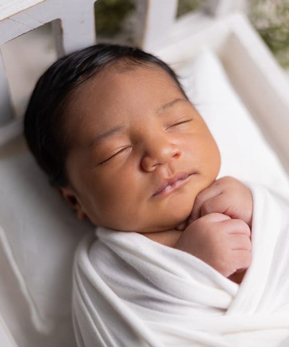 First Days - Newborn by Veronica Touma